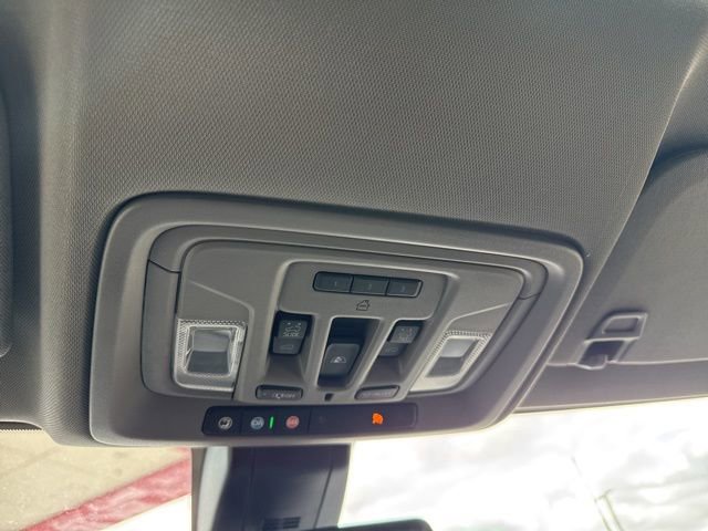 Used 2022 GMC Sierra 3500 Denali image 21