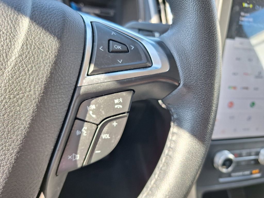 Used 2024 Ford Edge SEL image 19