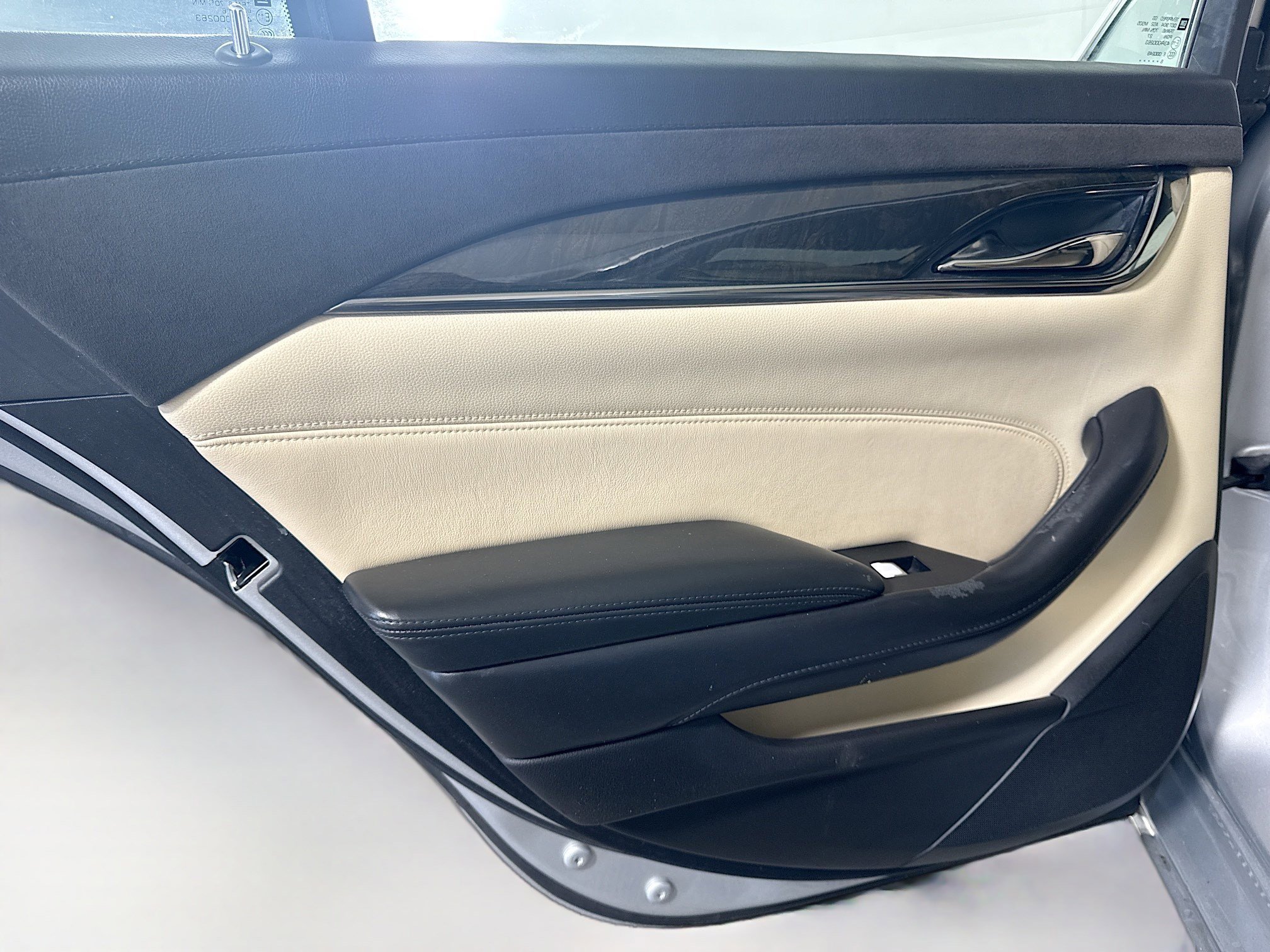 Used 2017 Cadillac CTS Luxury image 26