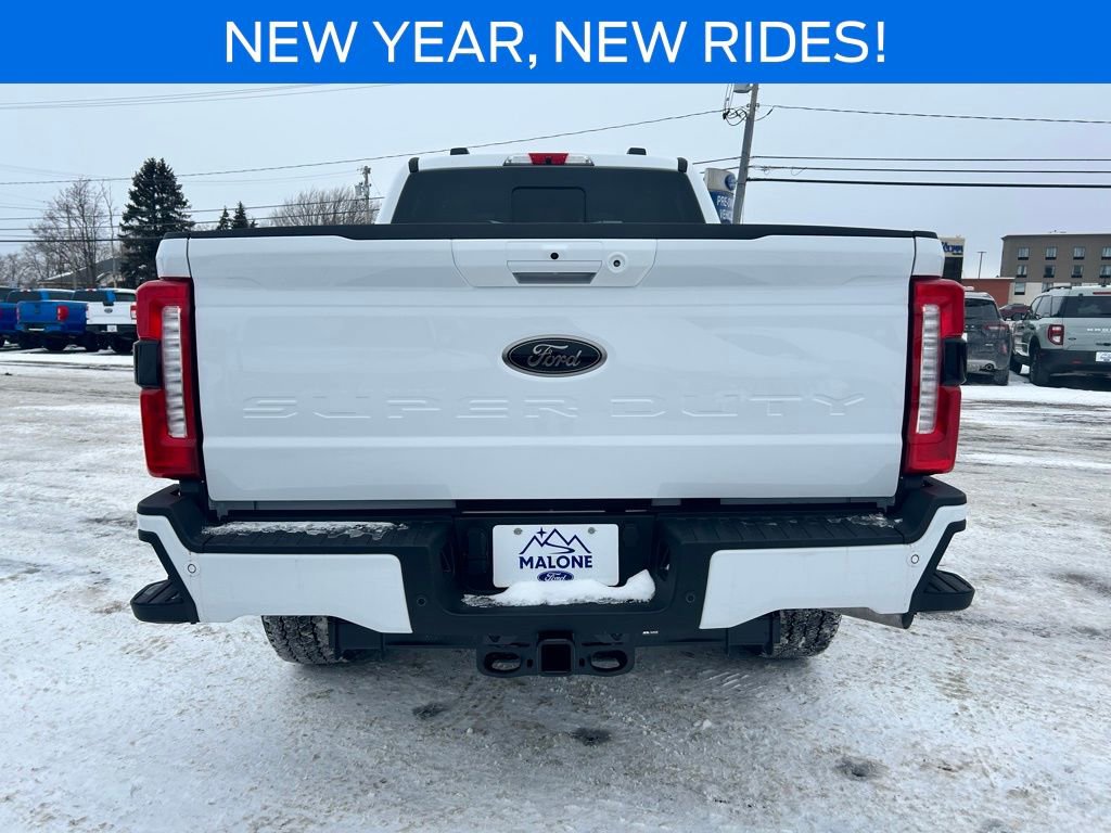 New 2026 Ford F250 Lariat w/ Black Appearance Package image 5