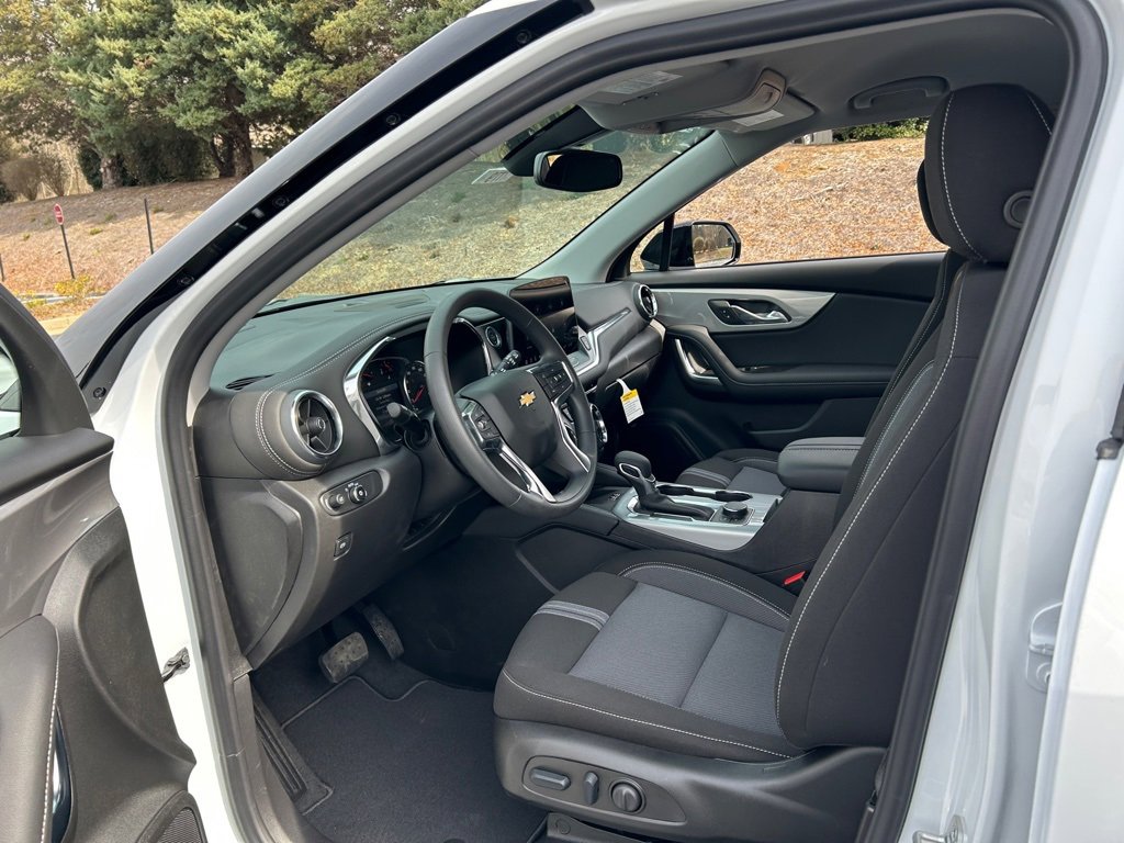 New 2026 Chevrolet Blazer LT w/ Convenience Package image 35