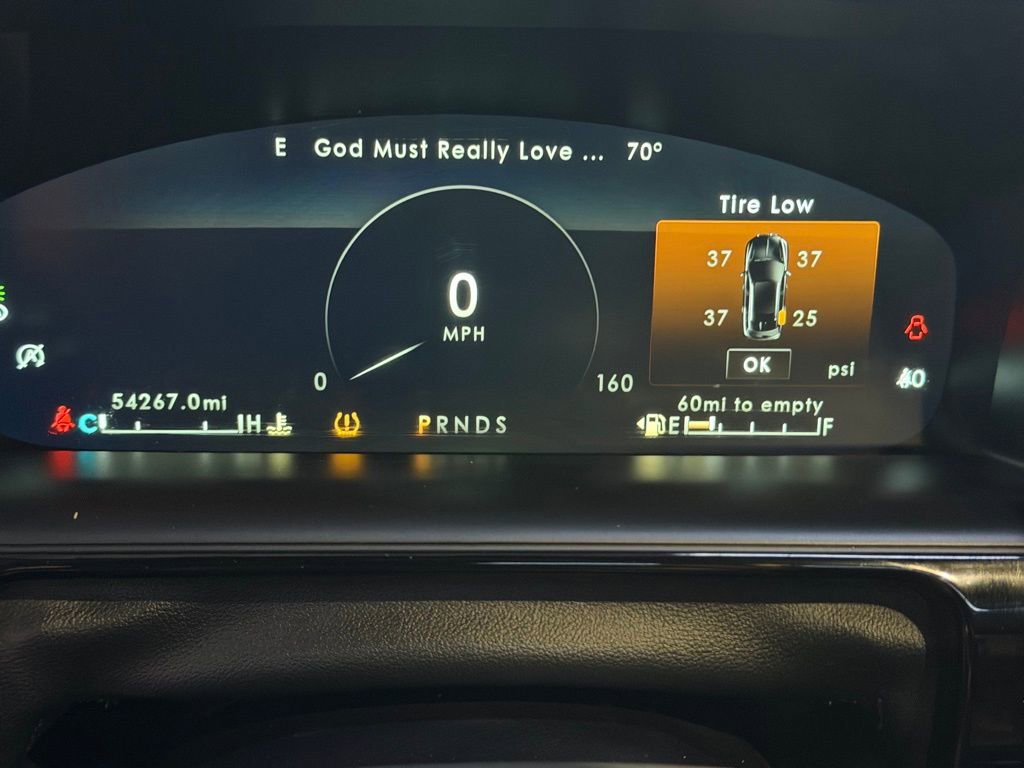 Used 2022 Lincoln Nautilus Reserve w/ Equipment Group 202A image 14