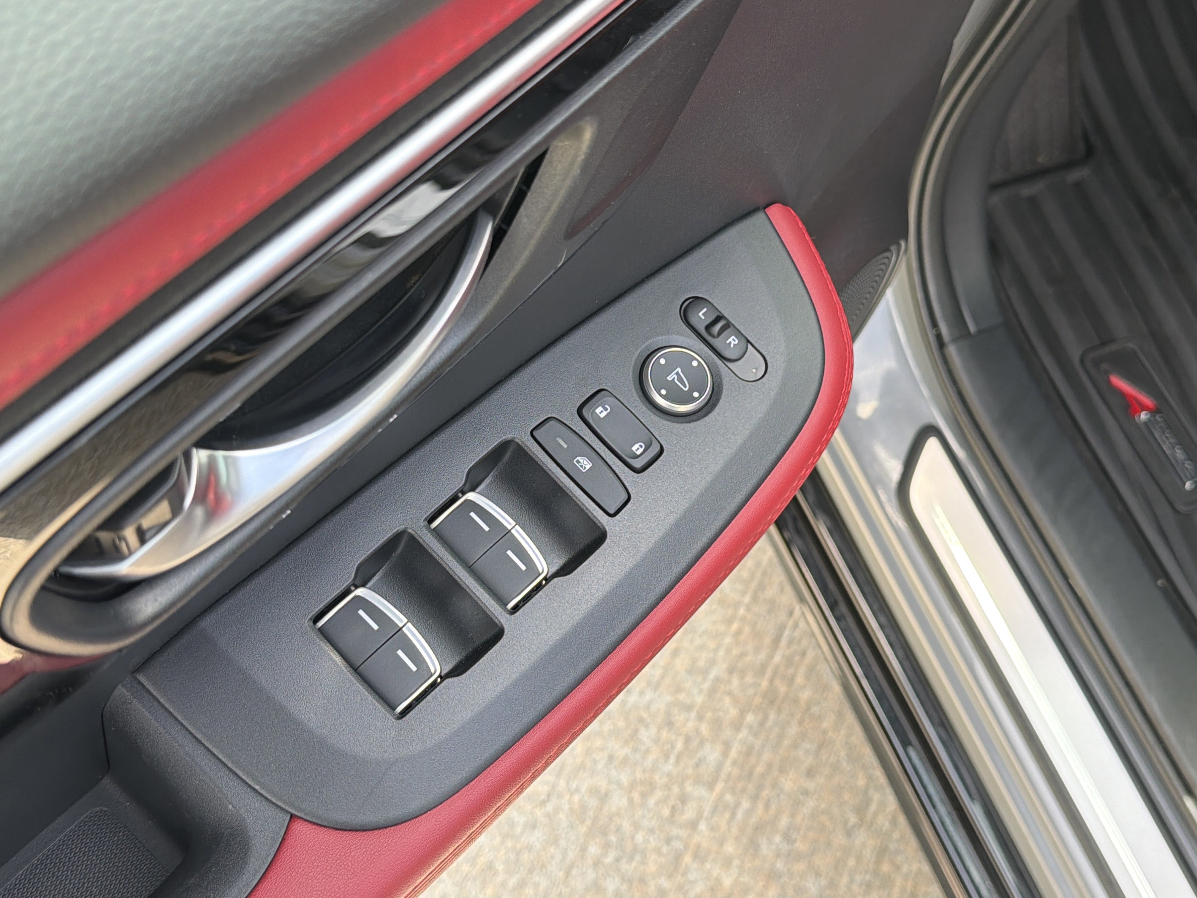 Used 2025 Acura ADX A-Spec FWD image 15