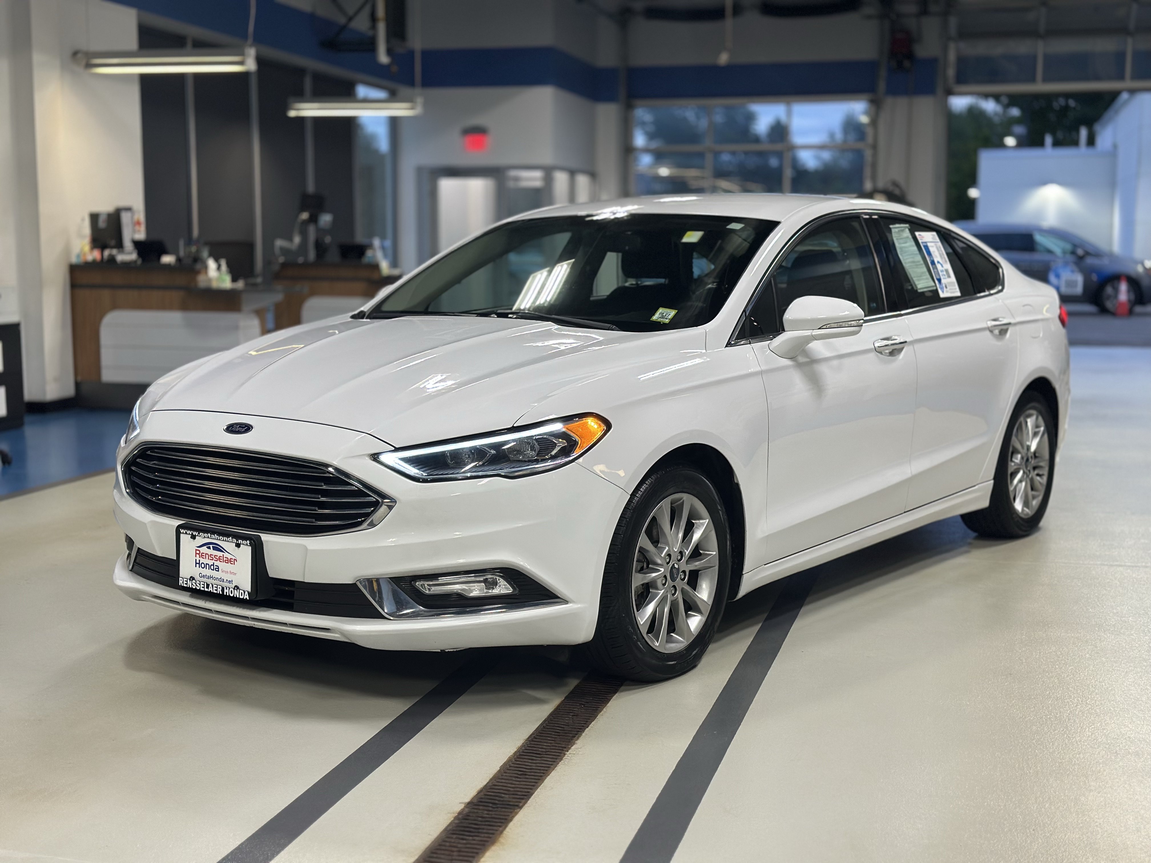 Used 2017 Ford Fusion SE w/ Fusion SE Technology Package