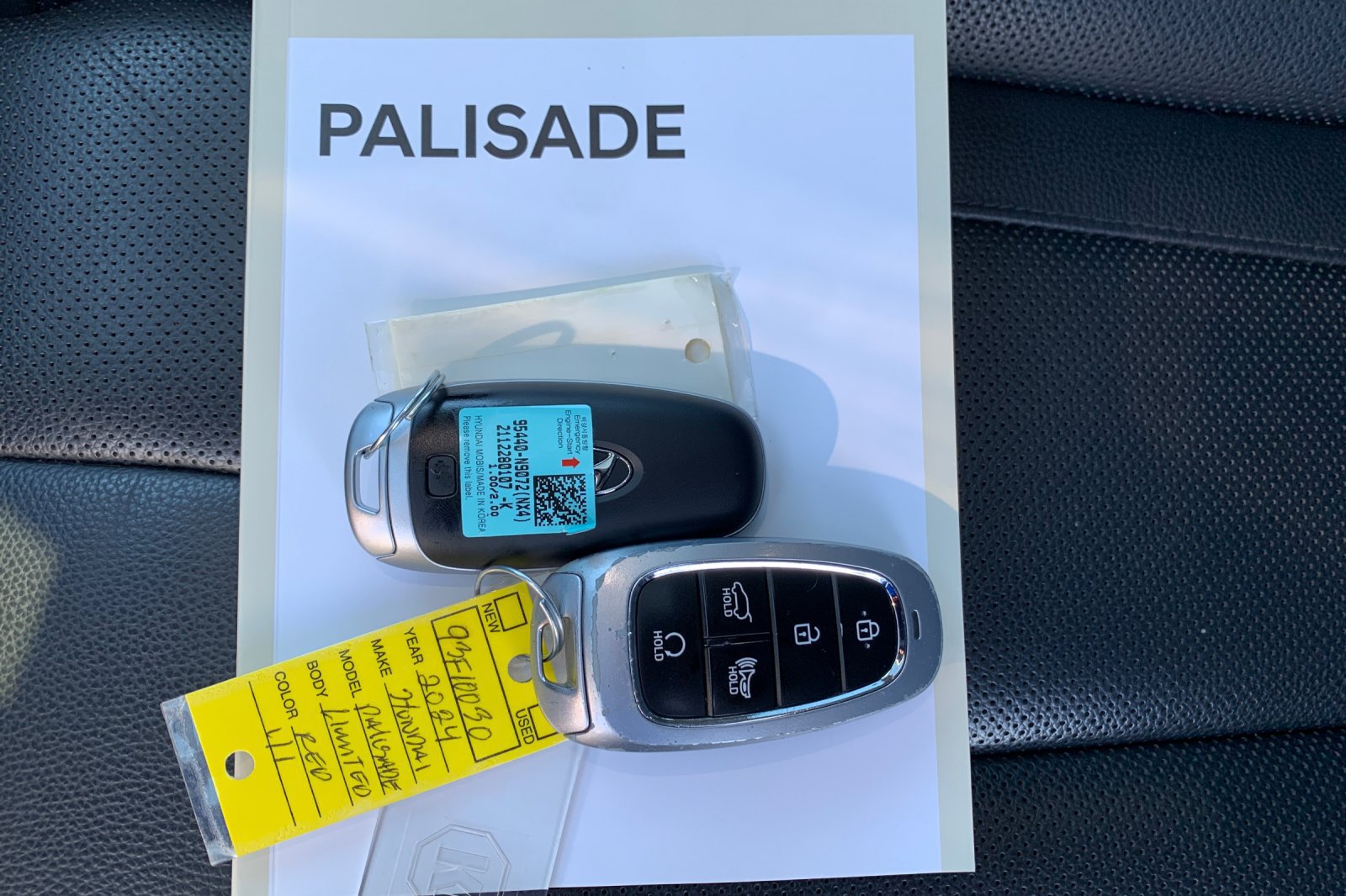 Used 2024 Hyundai Palisade Limited AWD/4WD image 11