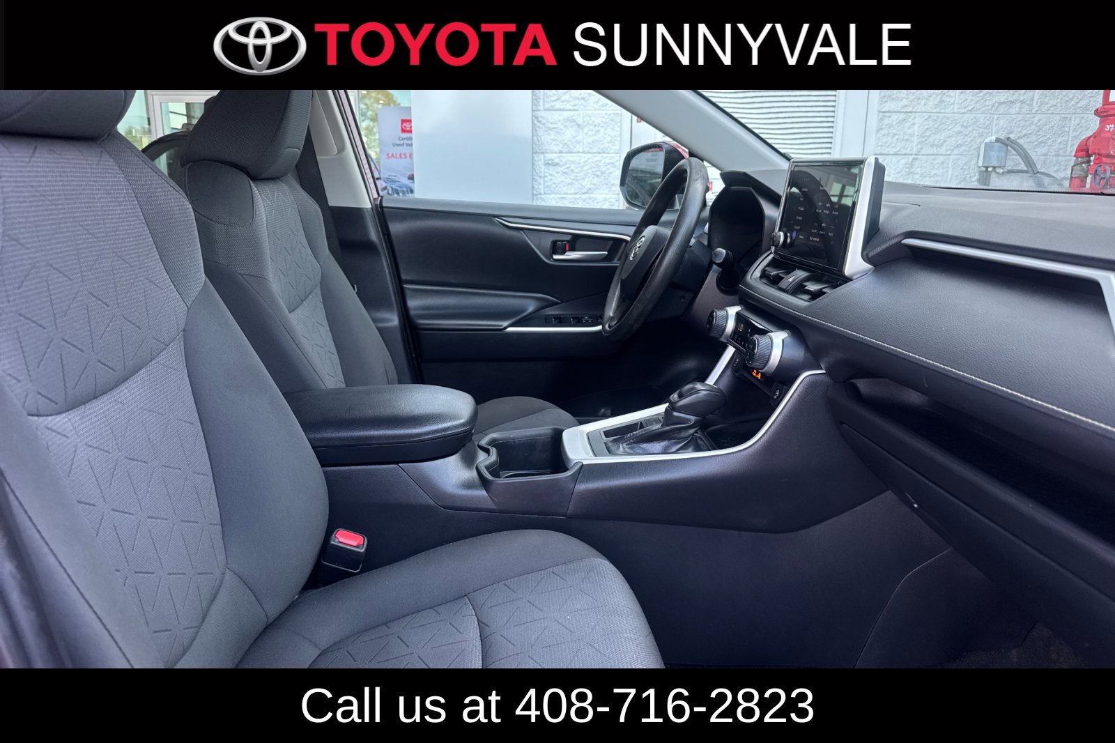 Used 2023 Toyota RAV4 XLE FWD image 30