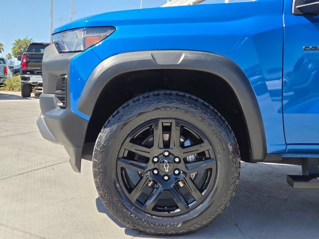 Certified 2024 Chevrolet Colorado Trail Boss w/ Technology Package AWD/4WD image 9