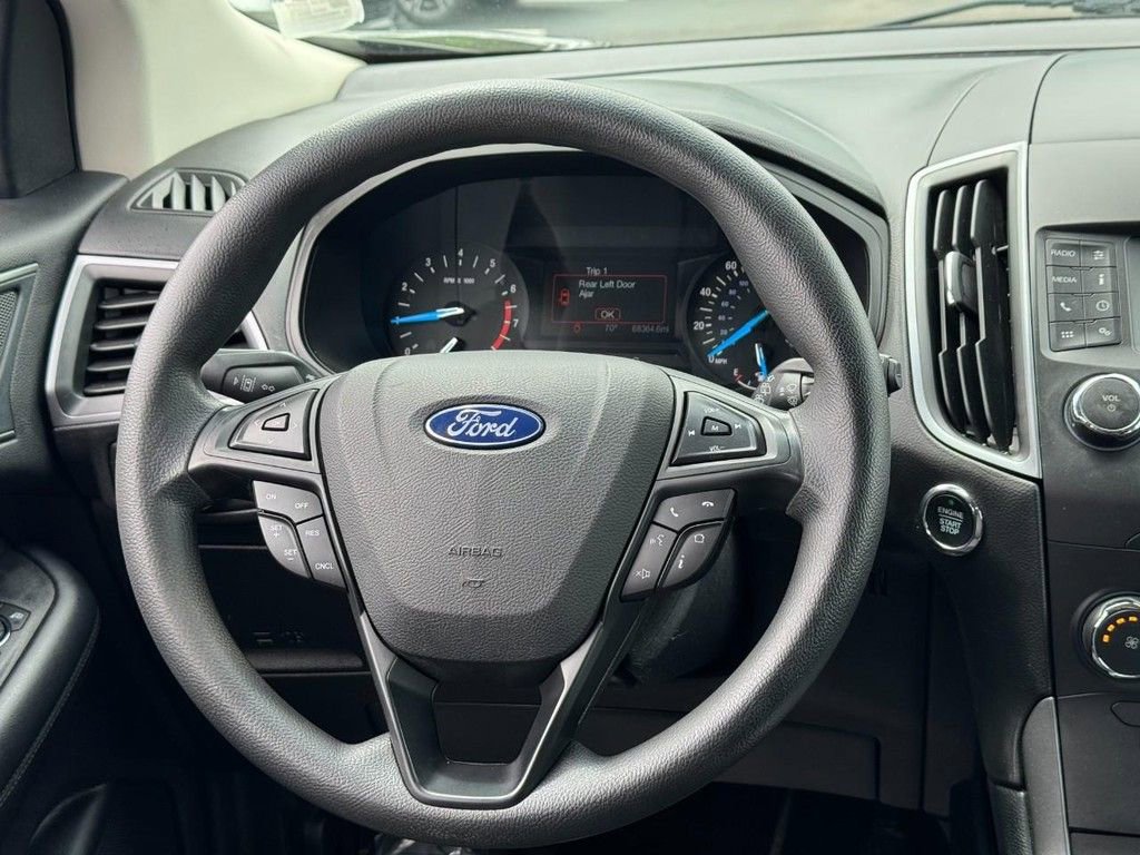 Used 2019 Ford Edge SE FWD image 15