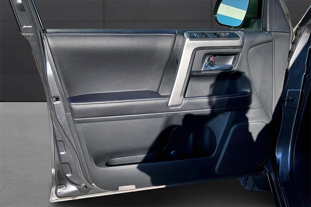 Used 2021 Toyota 4Runner SR5 image 15