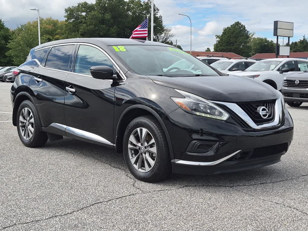 Used 2018 Nissan Murano S AWD/4WD image 2