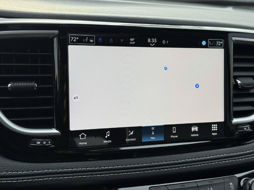 New 2026 Chrysler Pacifica Limited w/ Uconnect Theater Family Group AWD/4WD image 3