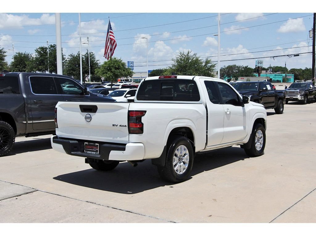 Used 2024 Nissan Frontier SV w/ SV Convenience Package AWD/4WD image 4