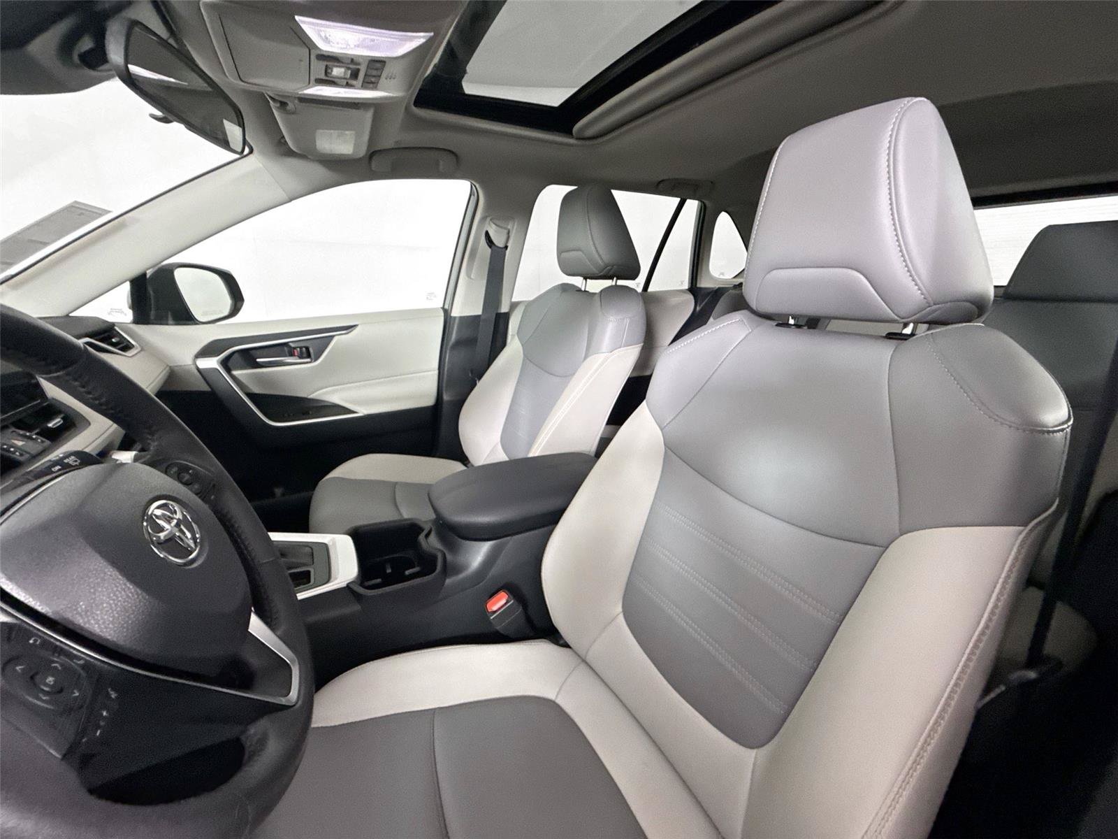 Certified 2025 Toyota RAV4 XLE Premium FWD image 3