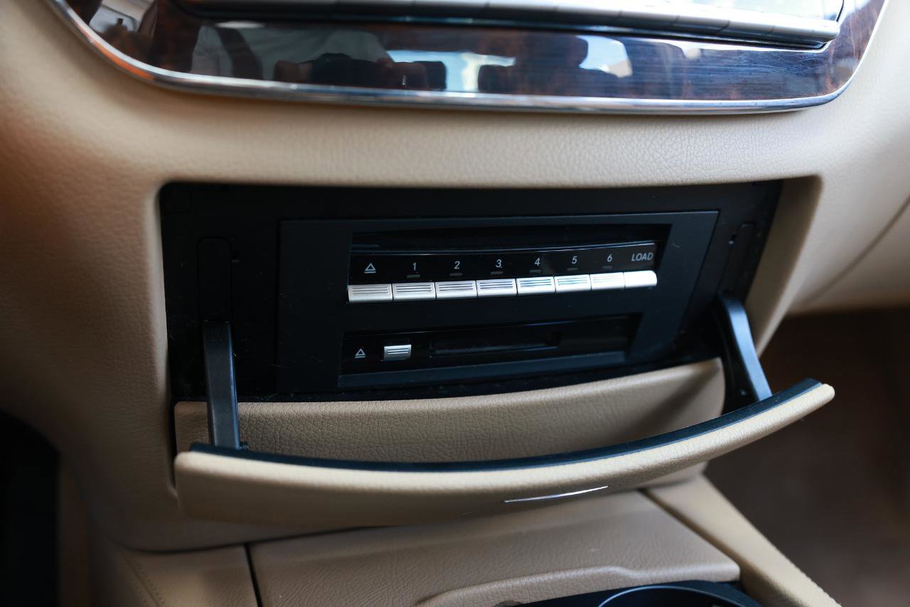 Used 2007 Mercedes-Benz S 550 image 32
