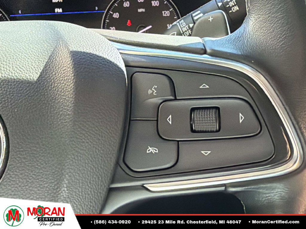 Used 2021 Buick Envision Essence w/ Technology Package I AWD/4WD image 26