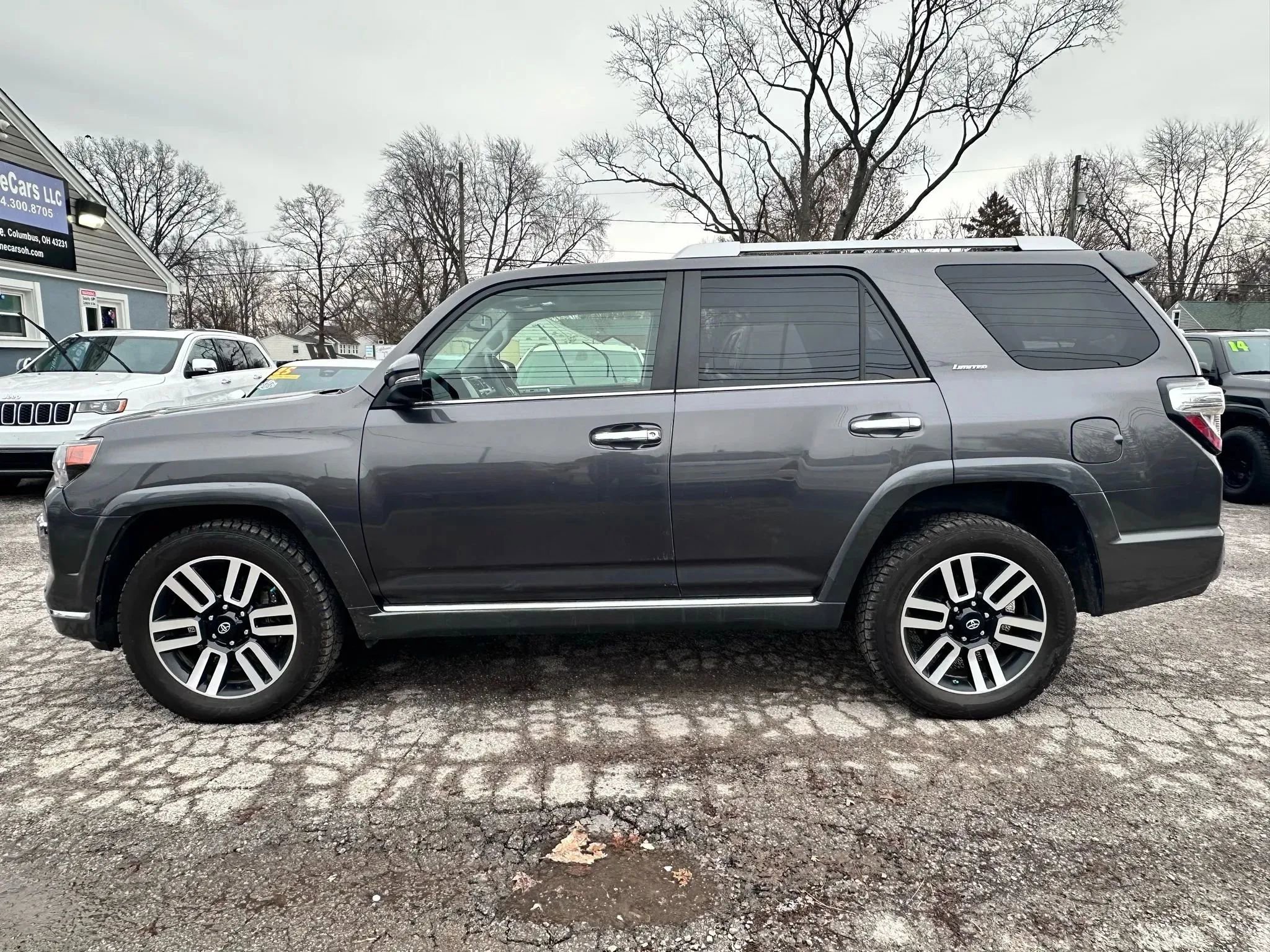 Used 2018 Toyota 4Runner Limited image 6
