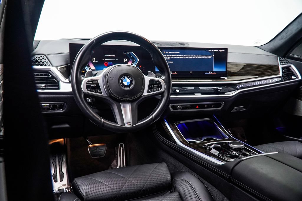 Used 2023 BMW X7 xDrive40i w/ M Sport Package AWD/4WD image 6
