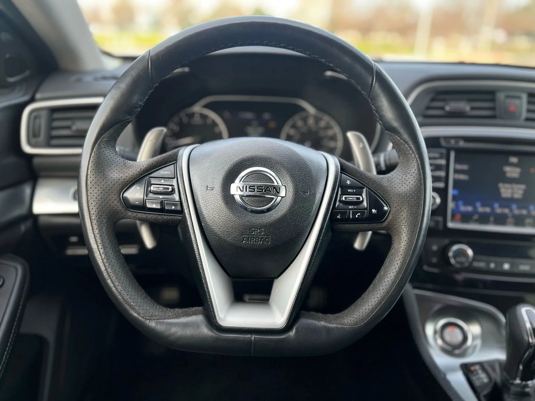 Used 2016 Nissan Maxima SR FWD image 13