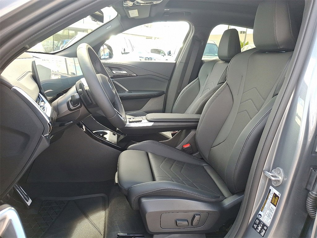 New 2026 BMW X2 xDrive28i w/ Technology Package image 10