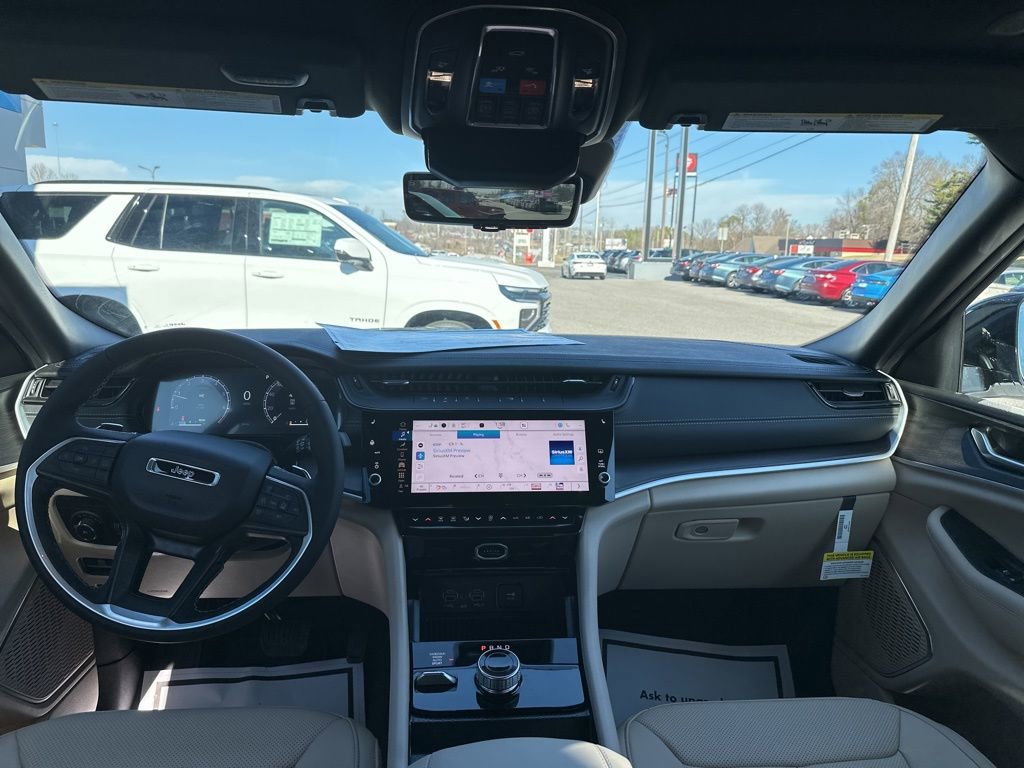 New 2026 Jeep Grand Cherokee Limited video 2