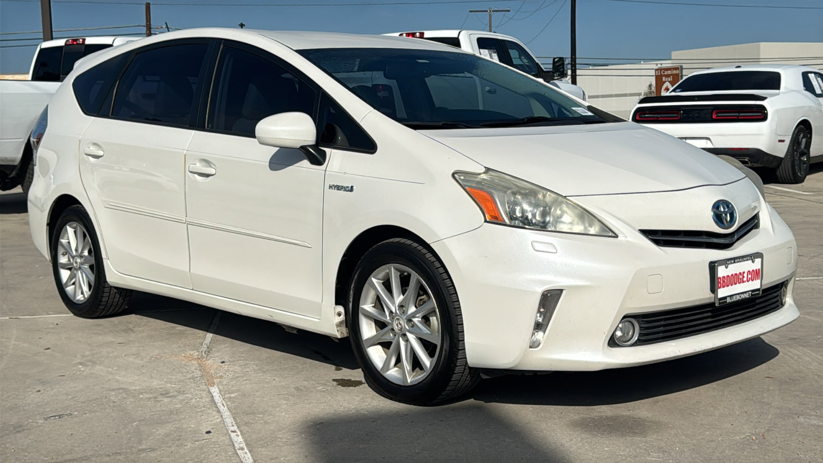 Used 2013 Toyota Prius V image 3