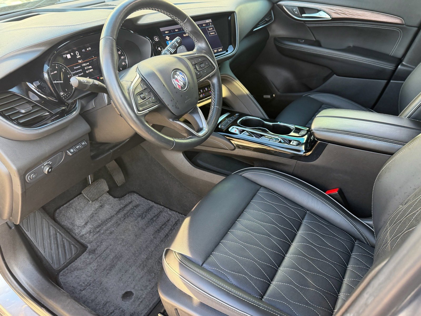 Used 2021 Buick Envision Avenir w/ Technology Package II image 19