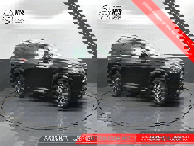 New 2025 Nissan Pathfinder SL