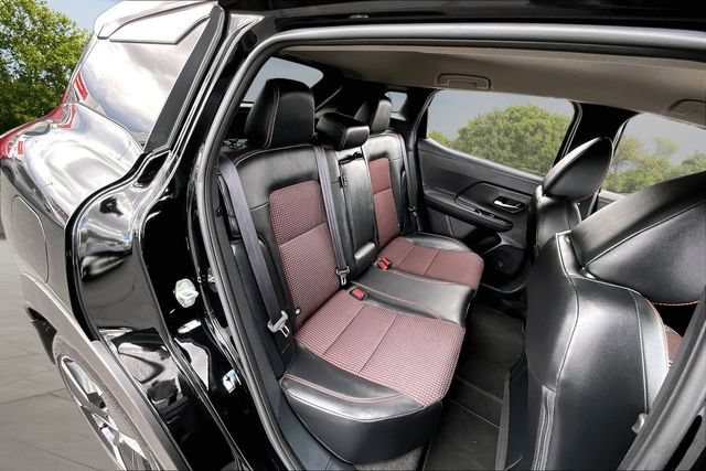 Certified 2025 Nissan Kicks SR AWD/4WD image 24