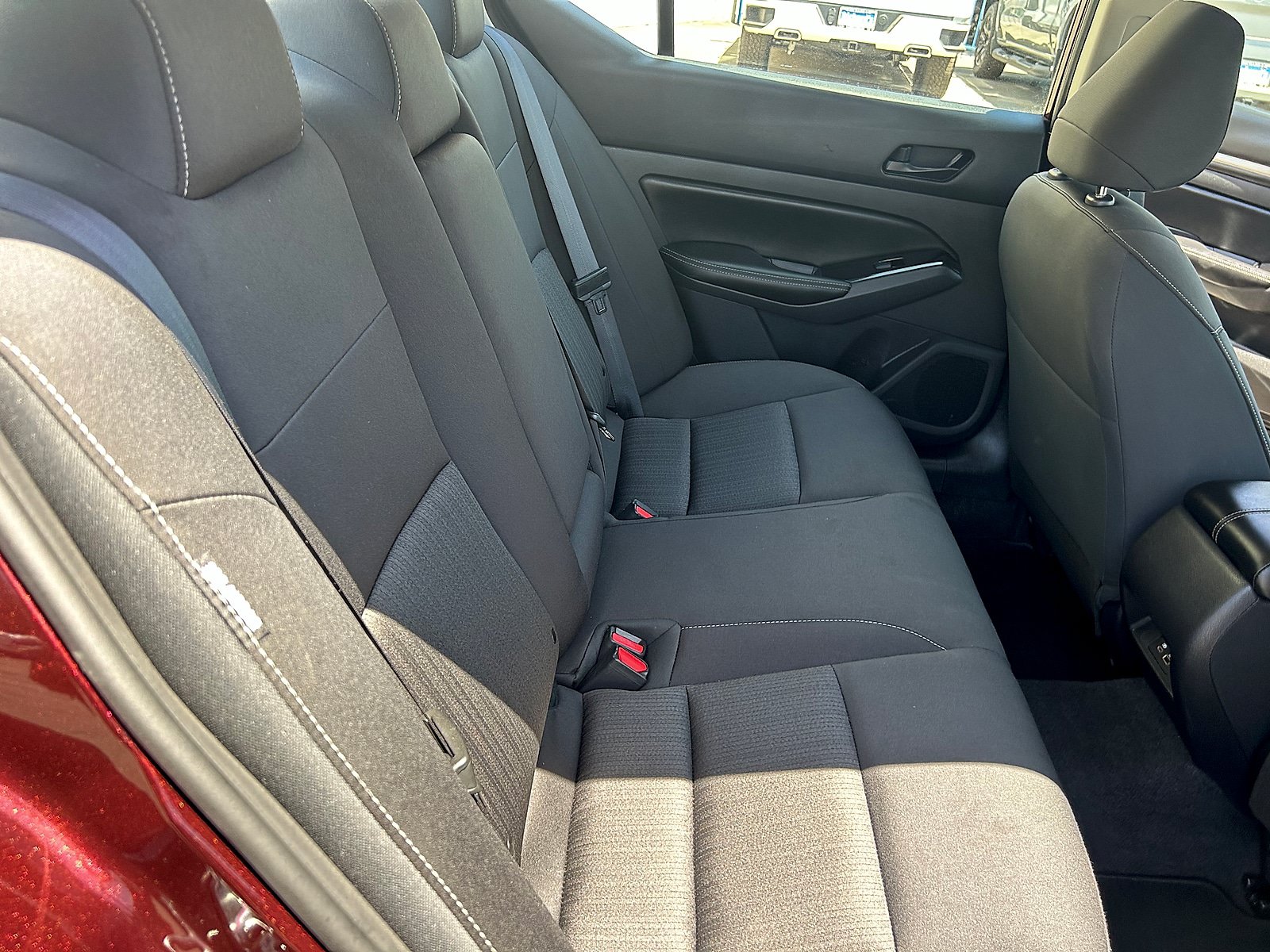 Used 2023 Nissan Altima 2.5 SV FWD image 25