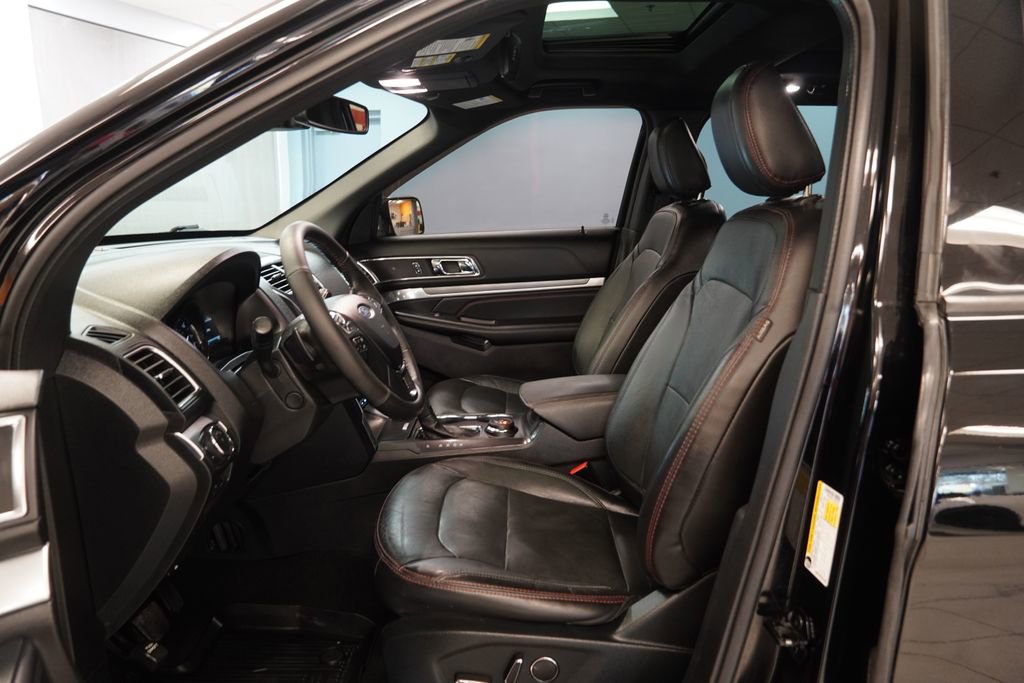 Used 2018 Ford Explorer Sport w/ Equipment Group 401A AWD/4WD image 6