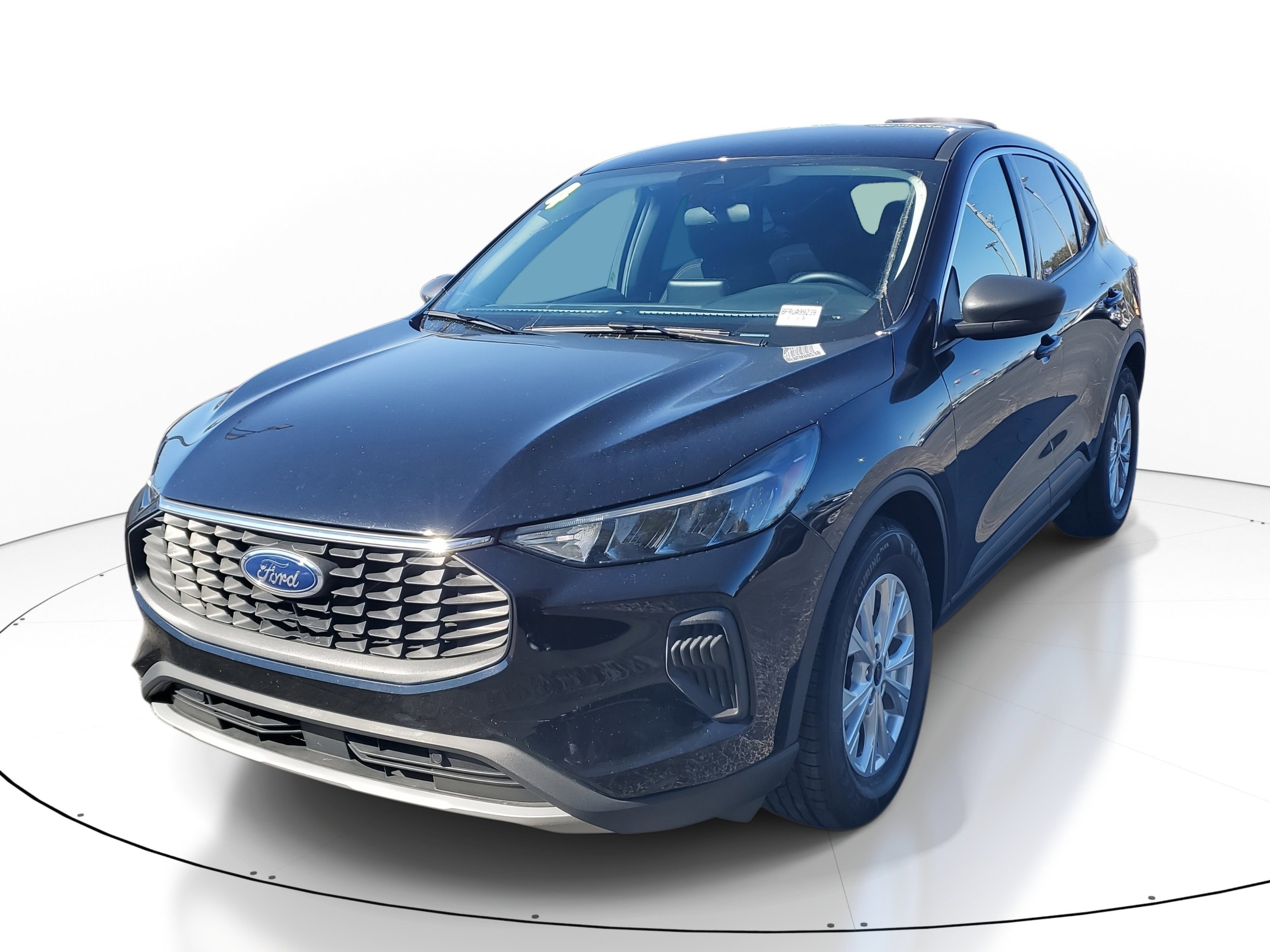 Used 2024 Ford Escape Active w/ Cold Weather Package image 3