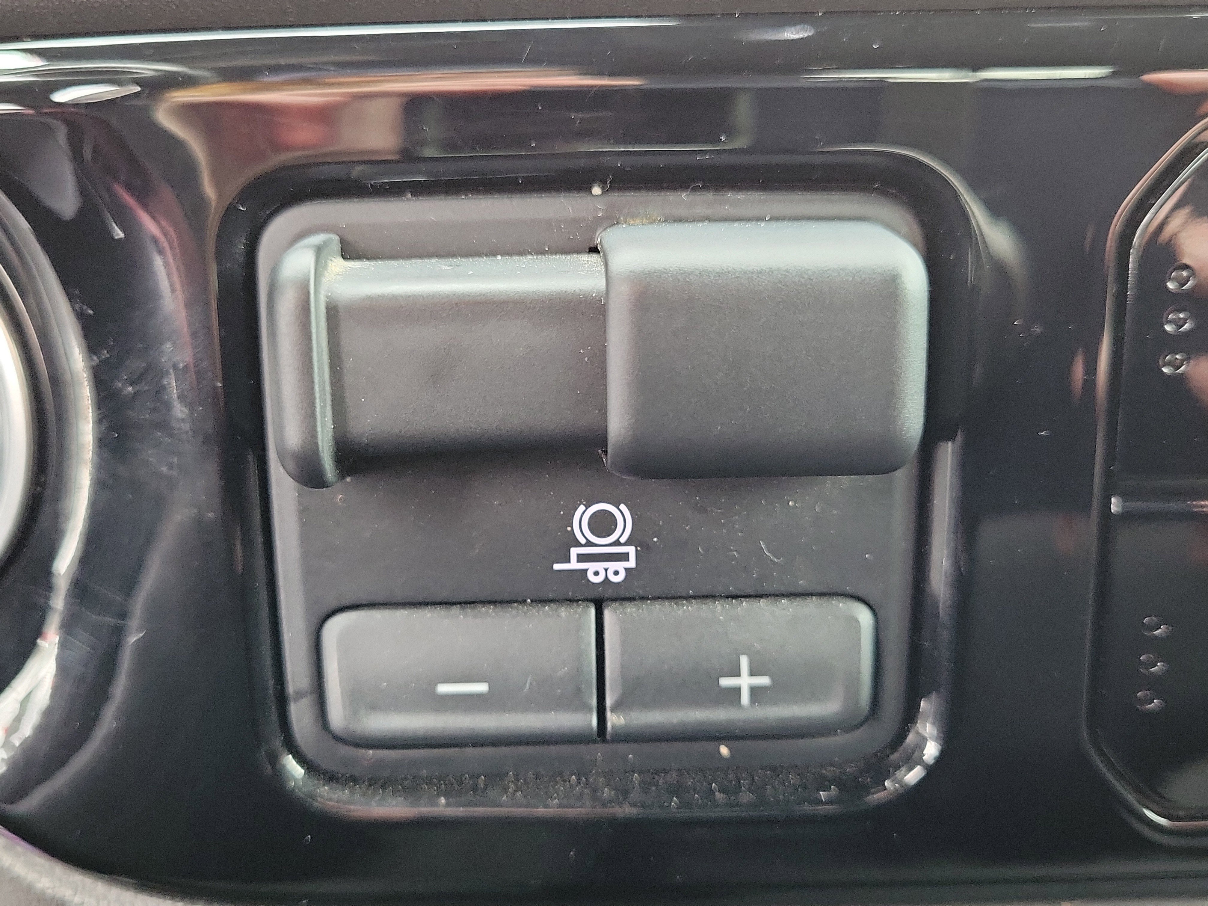 Used 2022 Chevrolet Silverado 1500 LT image 30