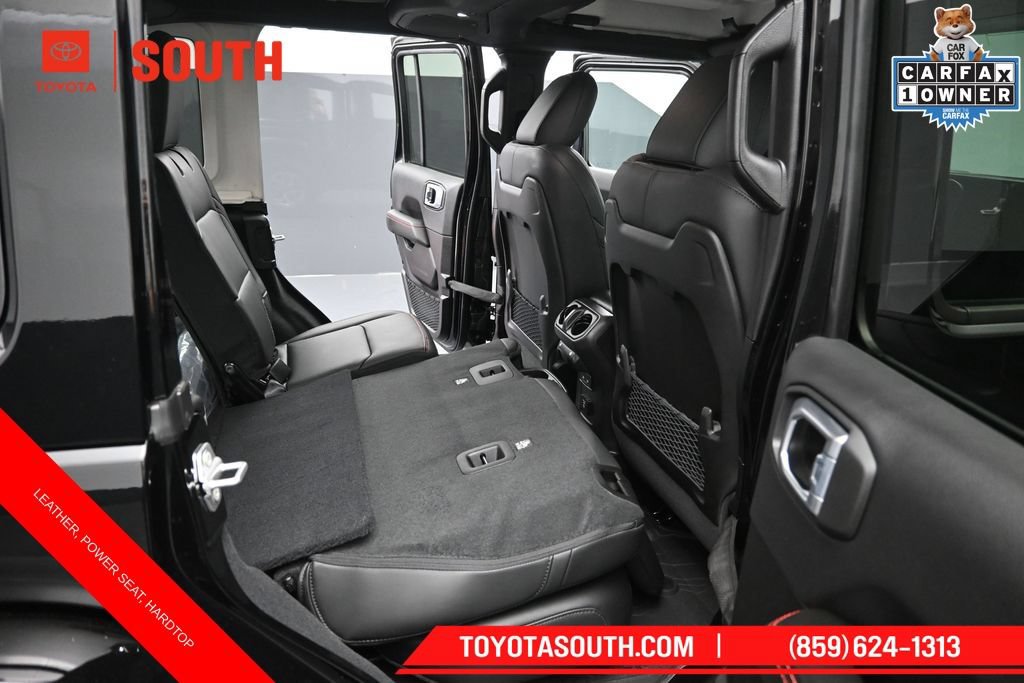 Used 2026 Jeep Wrangler Unlimited Rubicon AWD/4WD image 26