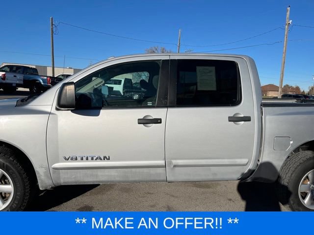 Used 2015 Nissan Titan S AWD/4WD image 5