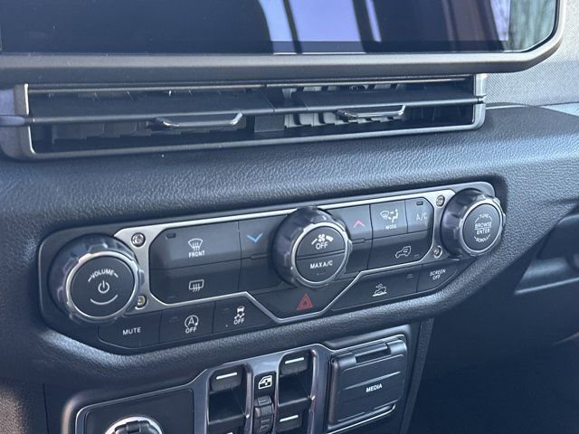 New 2026 Jeep Wrangler Sport S image 25