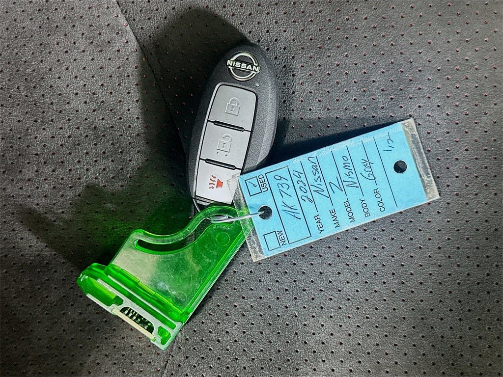 Used 2024 Nissan Z NISMO w/ Floor Mat Package image 34