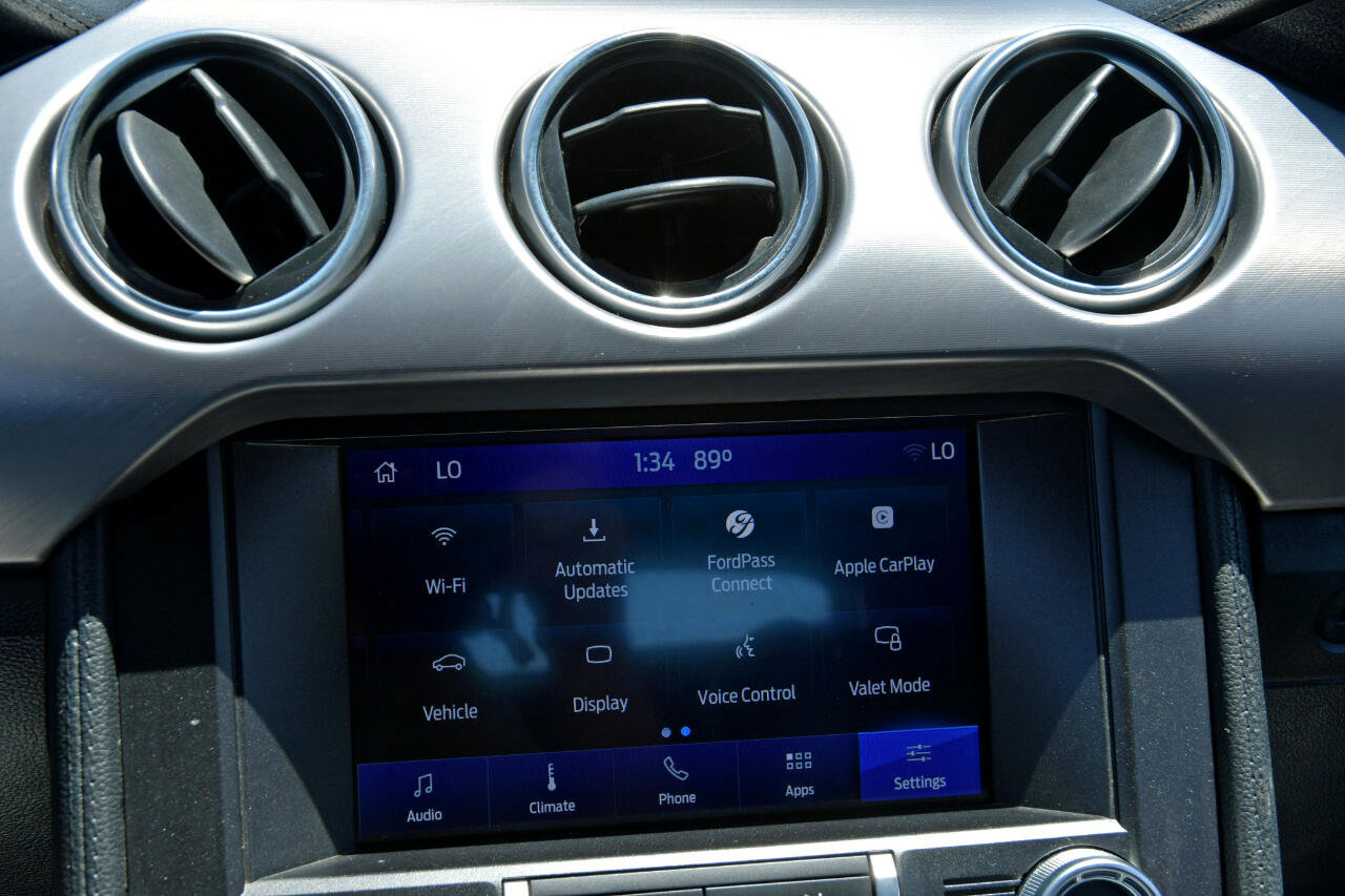 Used 2022 Ford Mustang Premium image 27