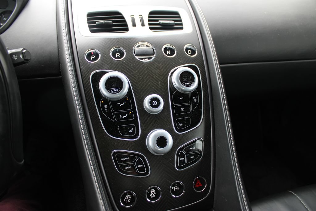 Used 2014 Aston Martin Vanquish Volante RWD image 16