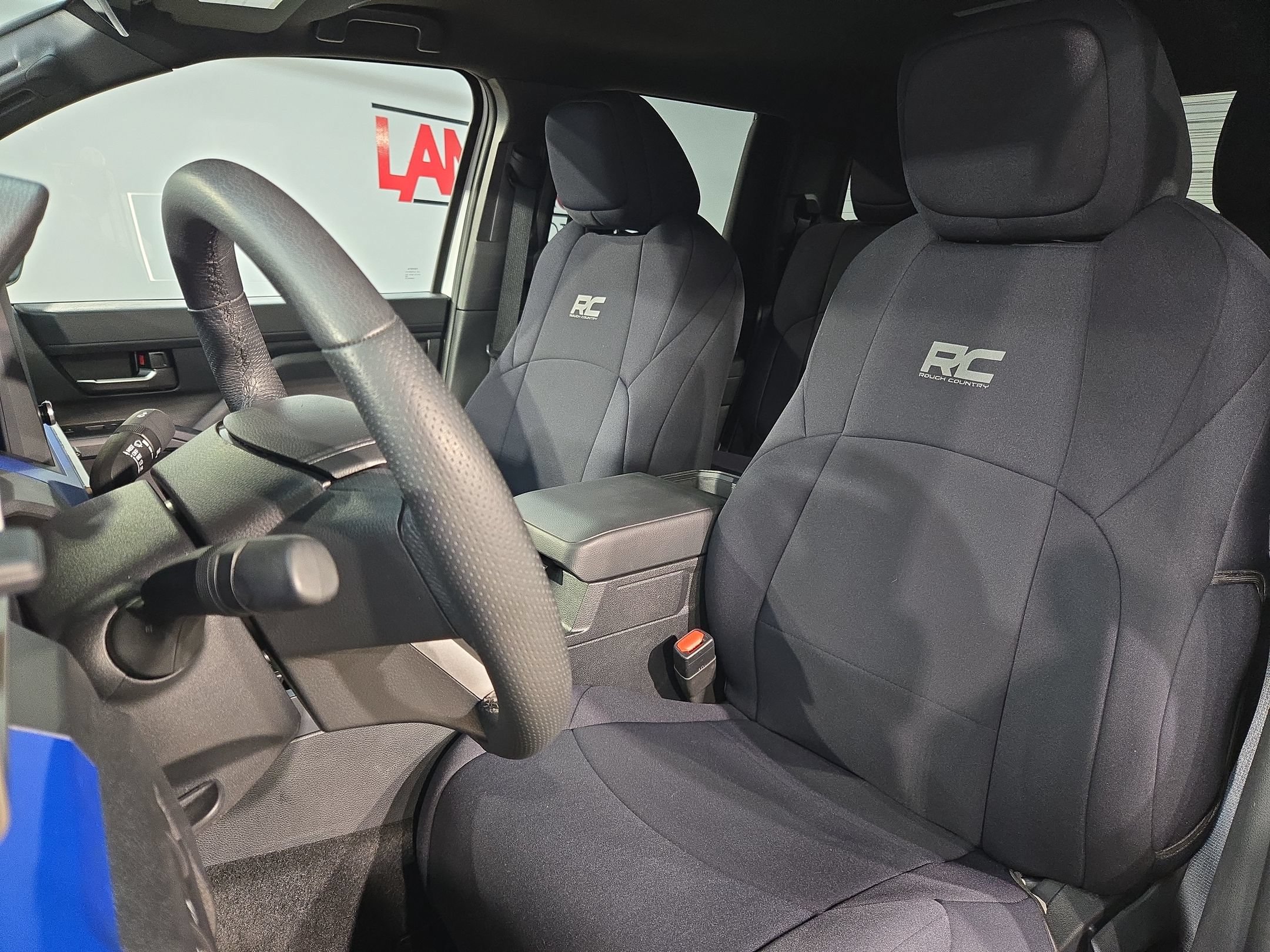 Certified 2025 Toyota Tacoma TRD Off-Road AWD/4WD image 24