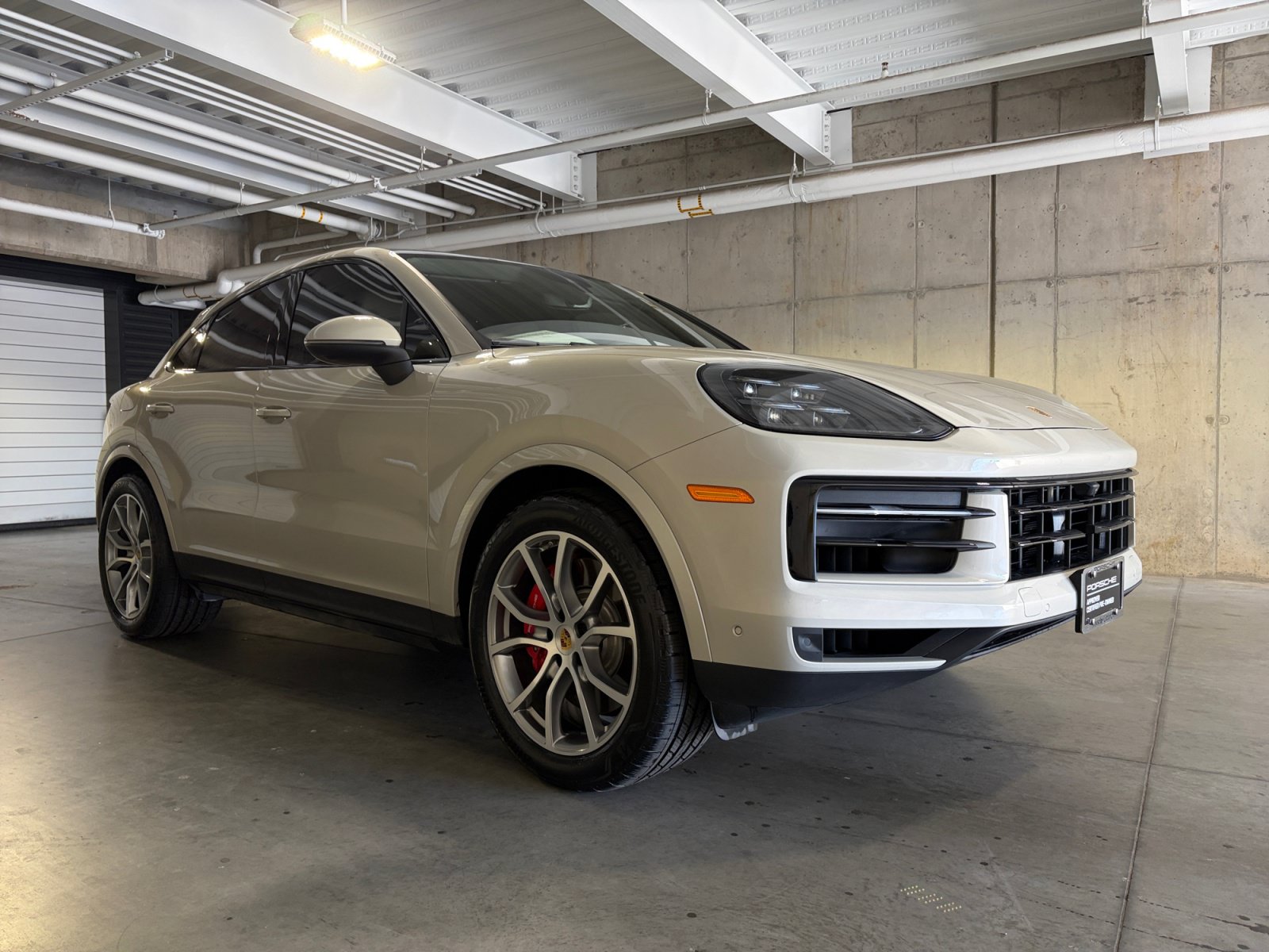 Certified 2024 Porsche Cayenne S AWD/4WD image 9
