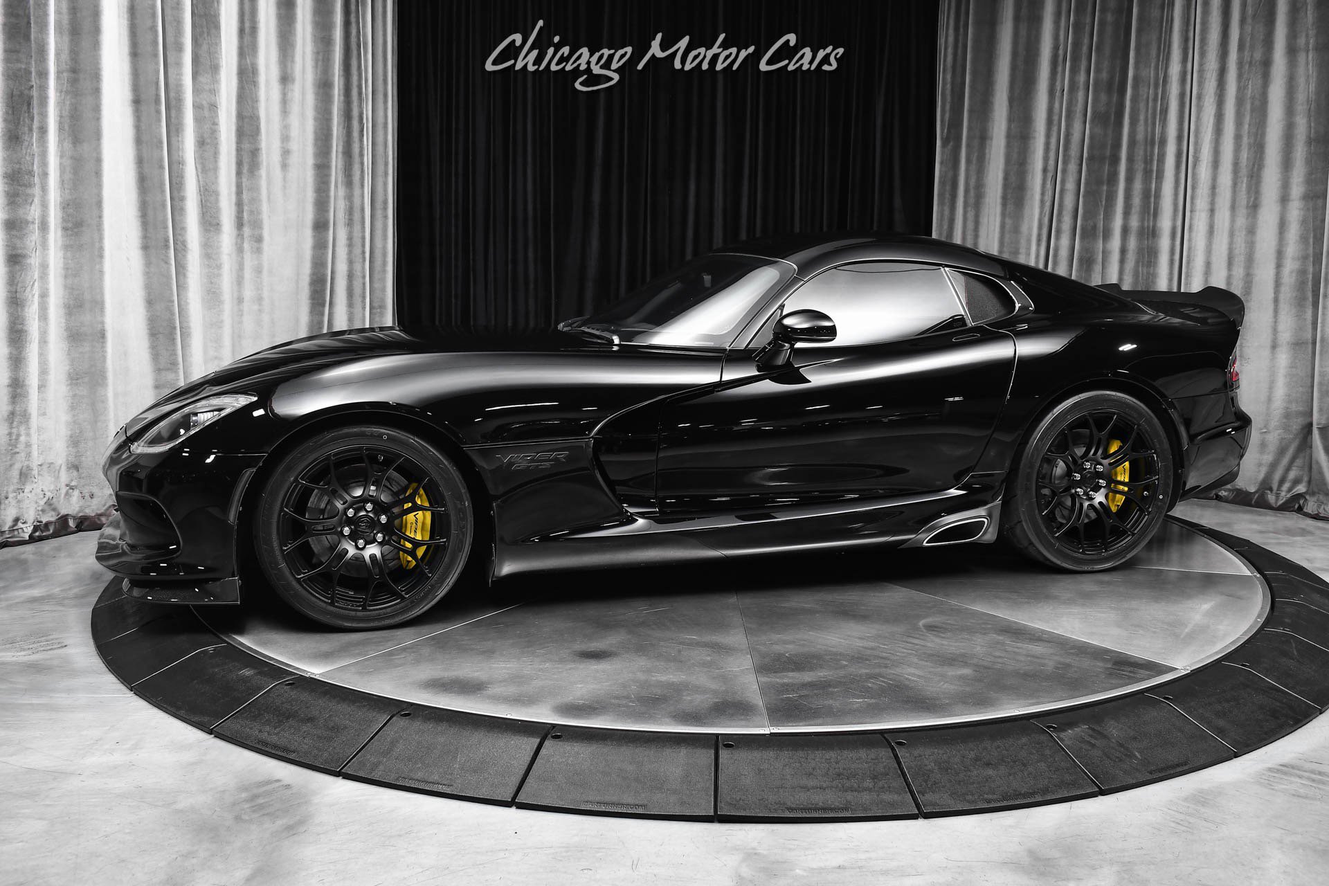 Used 2014 SRT Viper GTS w/ GTS Laguna Interior Package