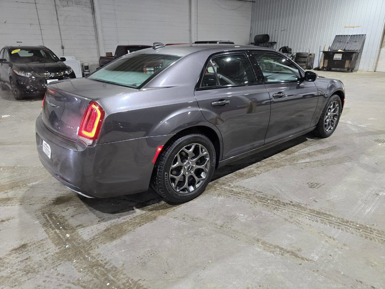 Used 2015 Chrysler 300 S image 10