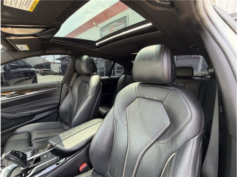 Used 2018 BMW 540i RWD image 20