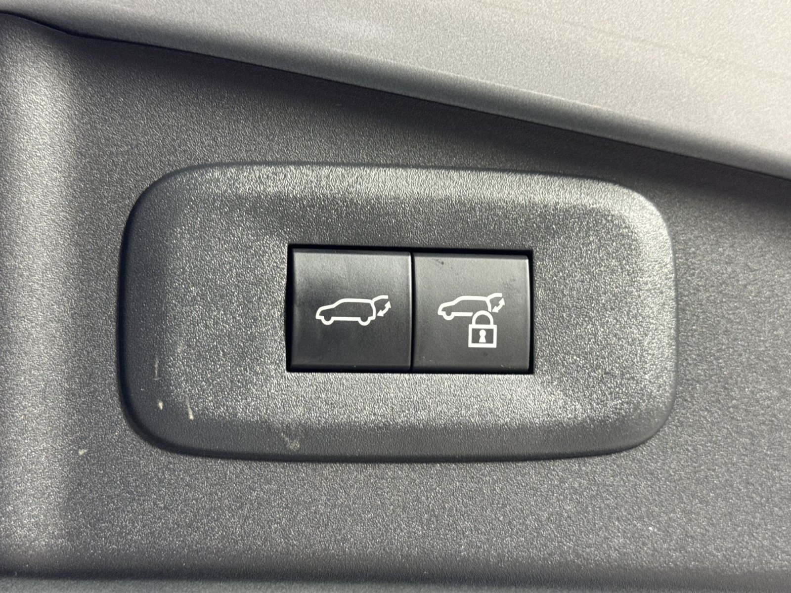 Used 2025 Lexus RZ 300e w/ Accessory Package (2T) FWD image 66