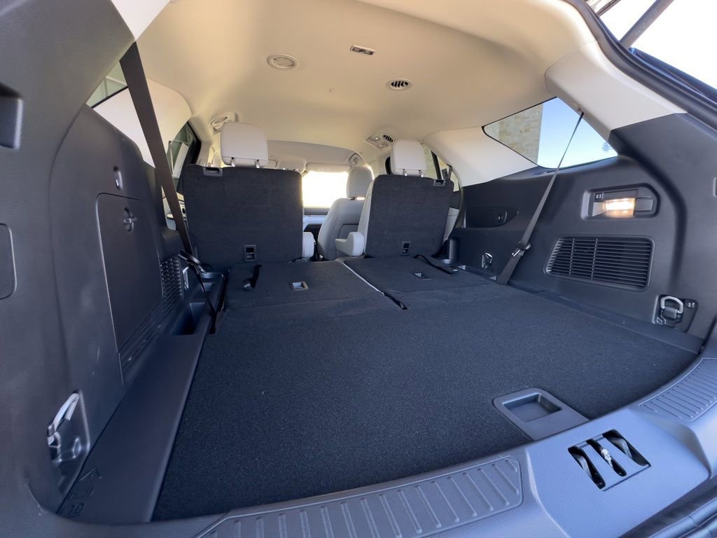 New 2026 Ford Explorer Active w/ Active Comfort Package image 73