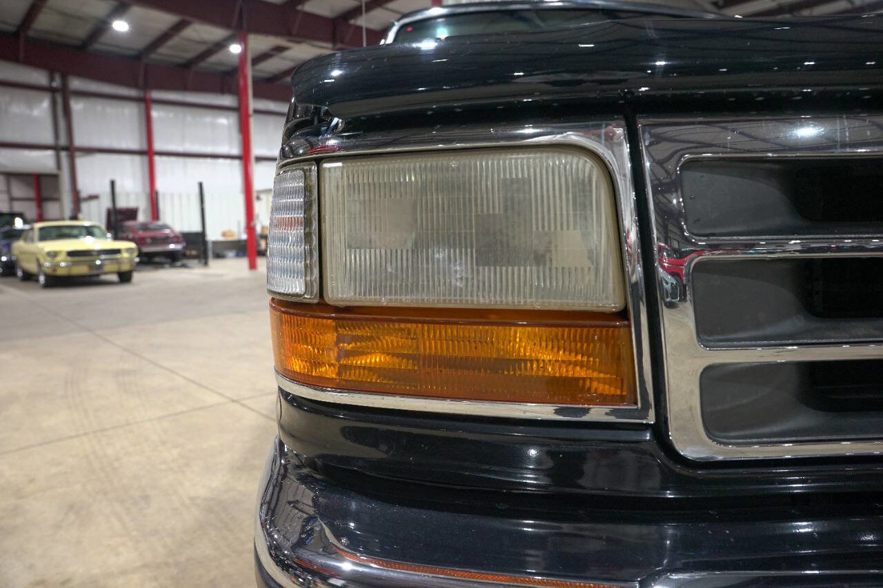 Used 1996 Ford Bronco XLT image 38