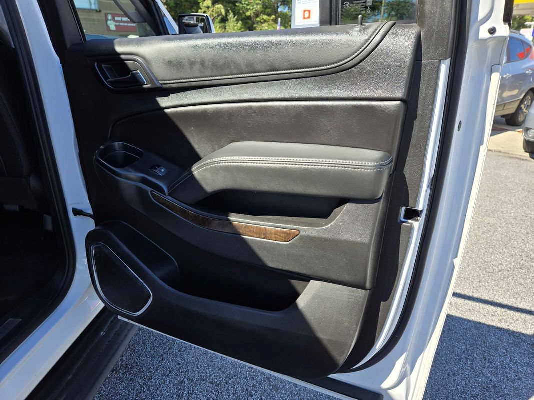 Used 2019 Chevrolet Suburban LT AWD/4WD image 26
