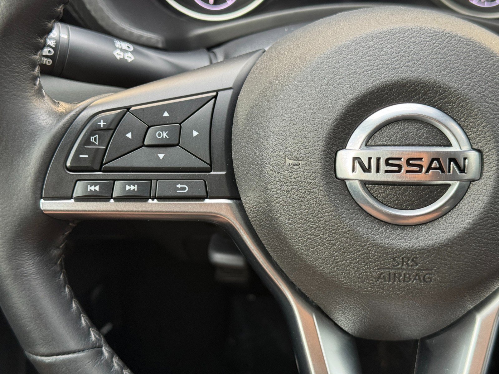 Used 2021 Nissan Sentra SV FWD image 19