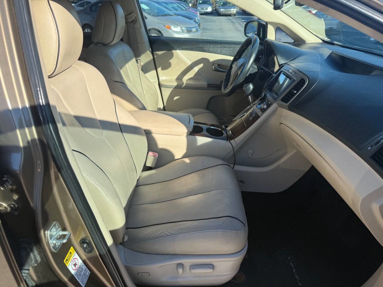 Used 2009 Toyota Venza FWD V6 4dr Crossover image 13