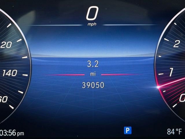 Used 2022 Mercedes-Benz C 300 4MATIC Sedan image 32